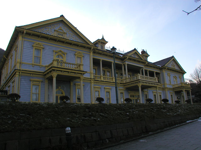 H033