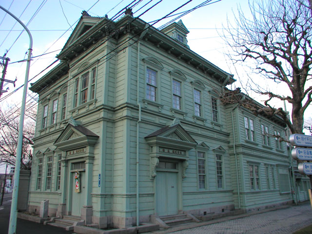 H043